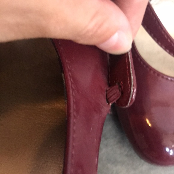 American Eagle Burgundy Heels 👠 7.5 - Picture 8 of 8